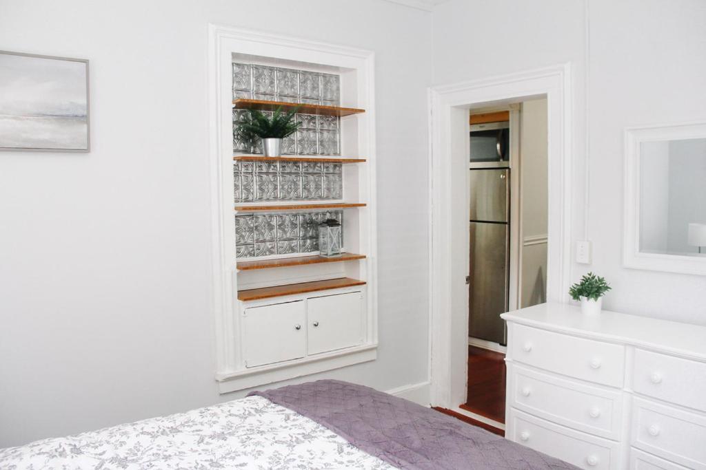 Historic Peaceful Apartment ニューヘイブン エクステリア 写真